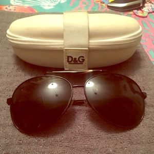 Dolce and Gabbana black aviators